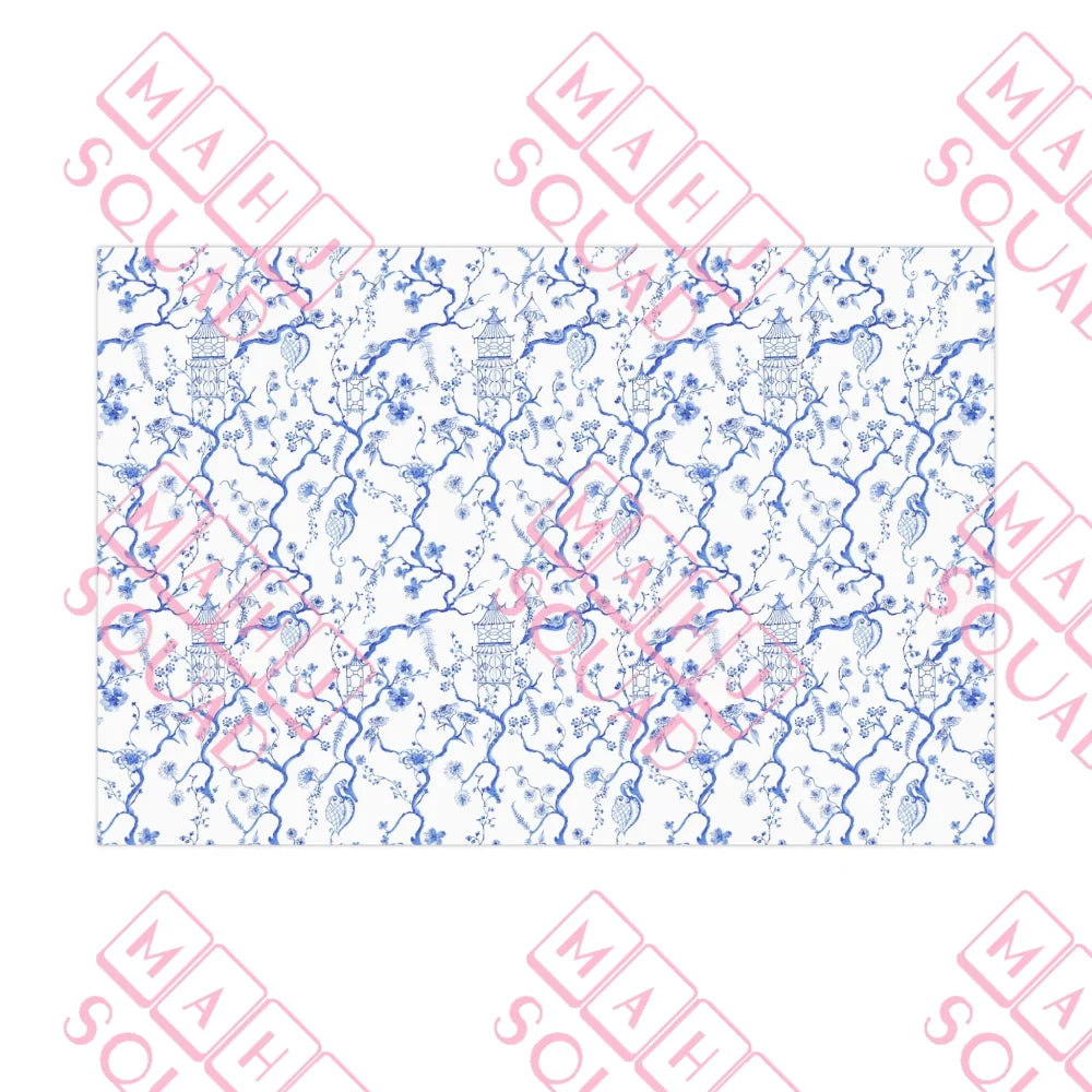 Chinoiserie blue and white wrapping paper - Gift Wrapping