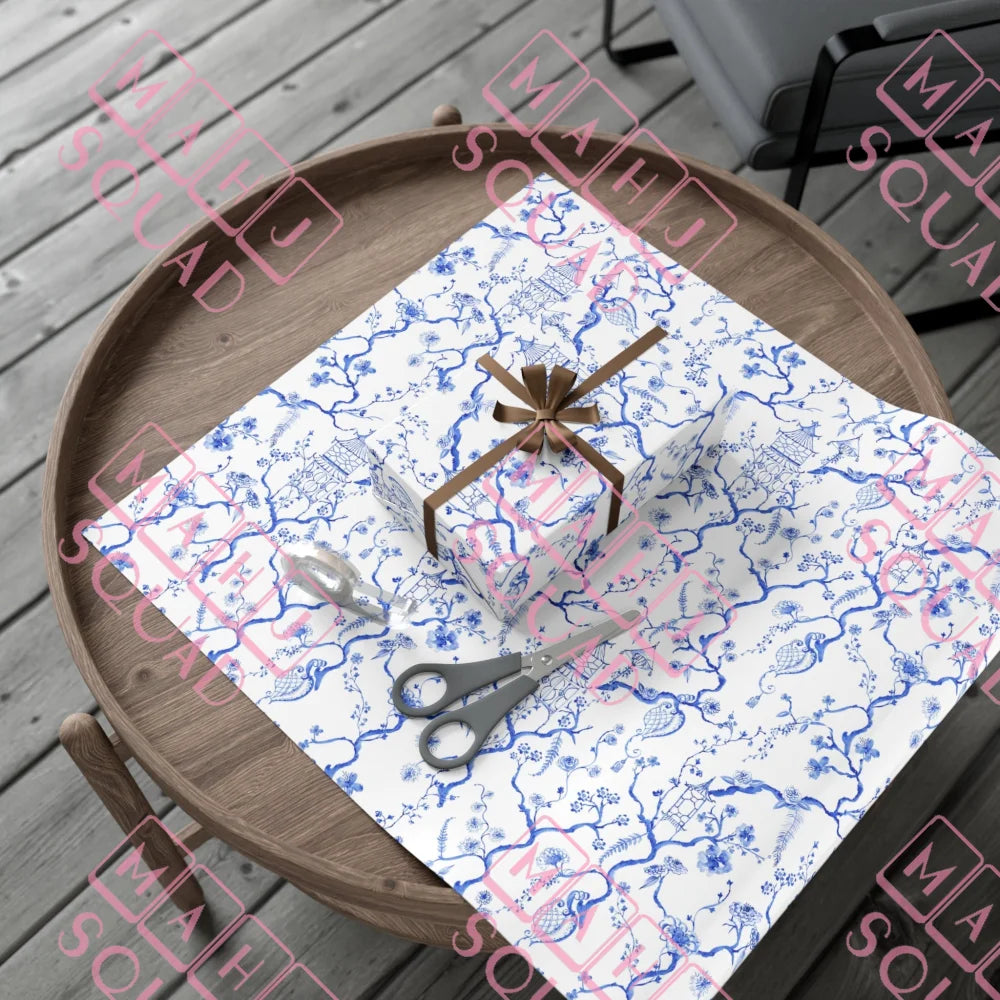 Chinoiserie blue and white wrapping paper - Gift Wrapping